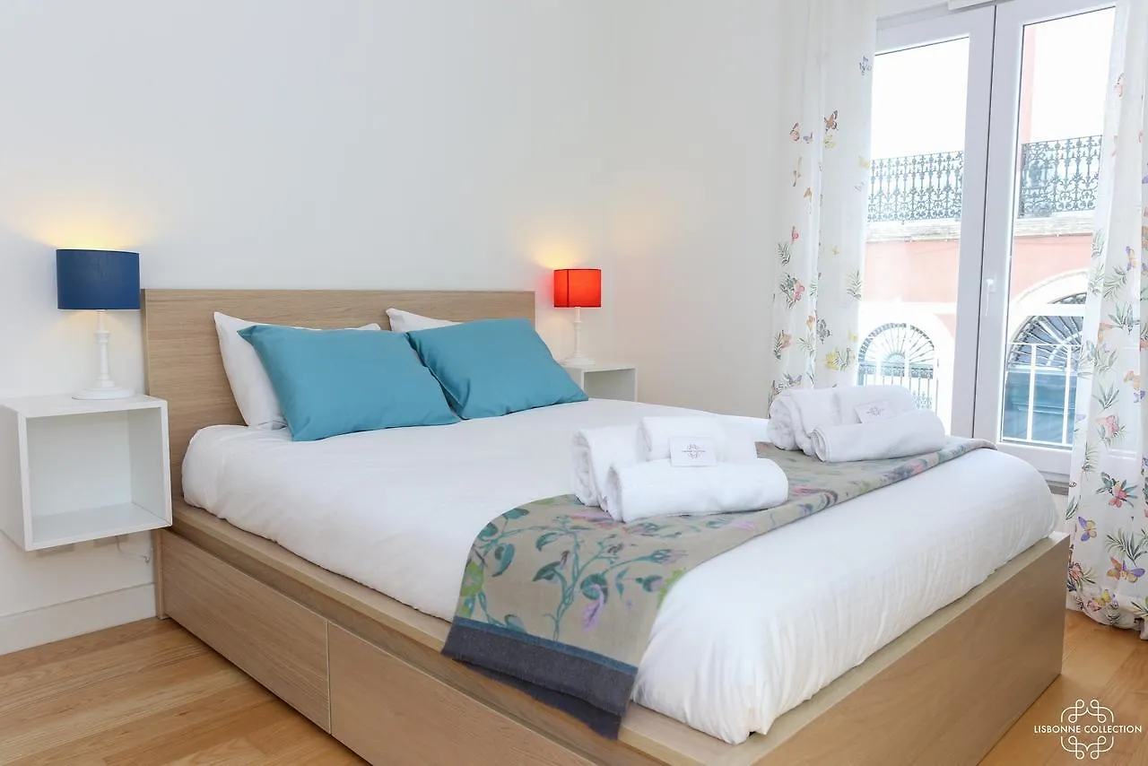 Azulejos' Charming Apartment With Terrace 2 By Lisbonne Collection